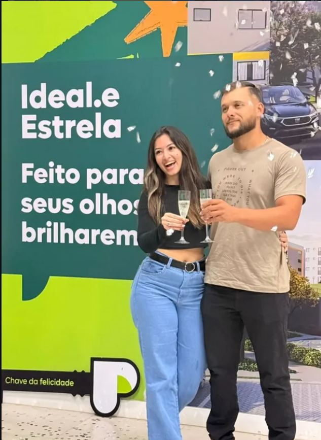 Clientes com a Silvia no evento Casa Fácil e Minha Casa Minha Vida
