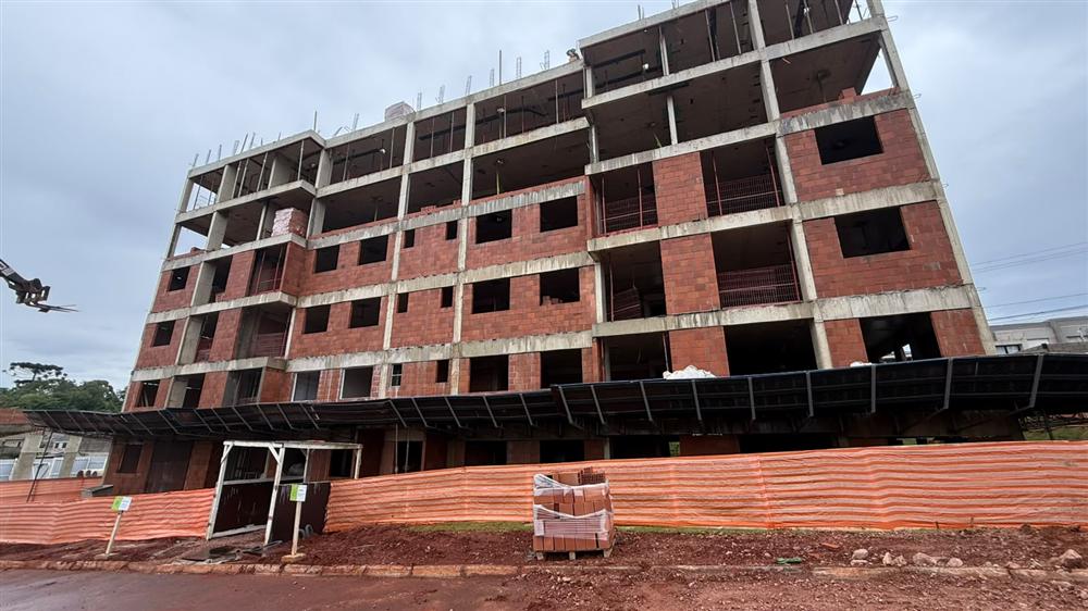 Torre do Eleva You! com estrutura concluída e alvenaria em andamento
